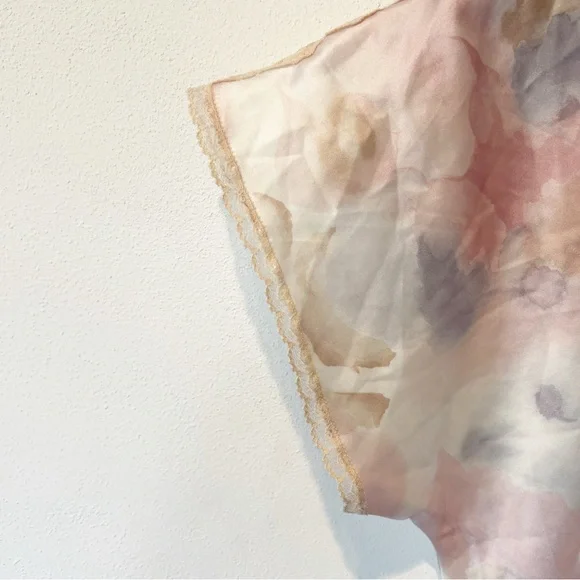 Vintage Miss Elaine Watercolor Short Sleeve Slit Lace V-Neck Nightgown - Picture 9 of 9